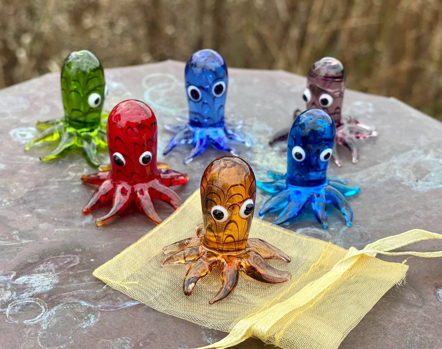 GIV Glass Octopus Sitter Miniature Sitter Collectible $10