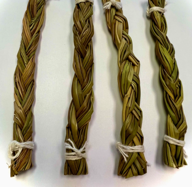 Sweet Grass Braided 4"