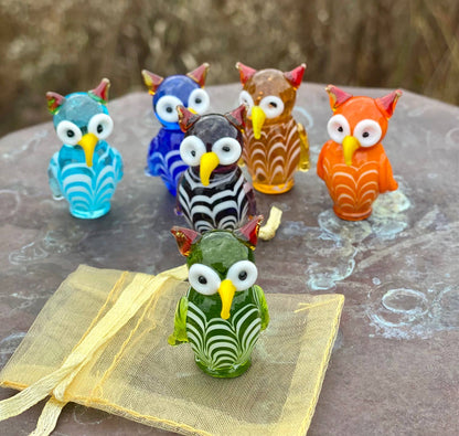 GIV Glass Owl Sitter Miniature Sitter Collectible $8