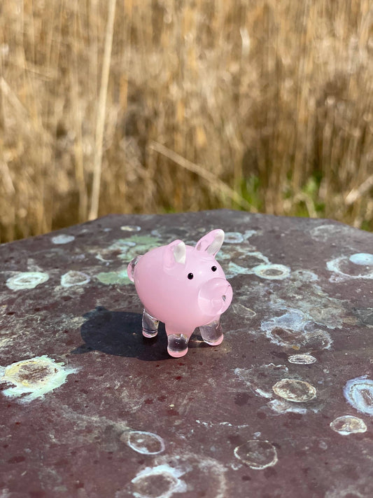 GIV Glass Pig Sitter Miniature Collectible $10
